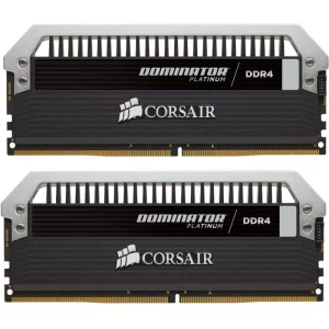 CR DDR4 32GB 3000 CMD32GX4M2B3000C15