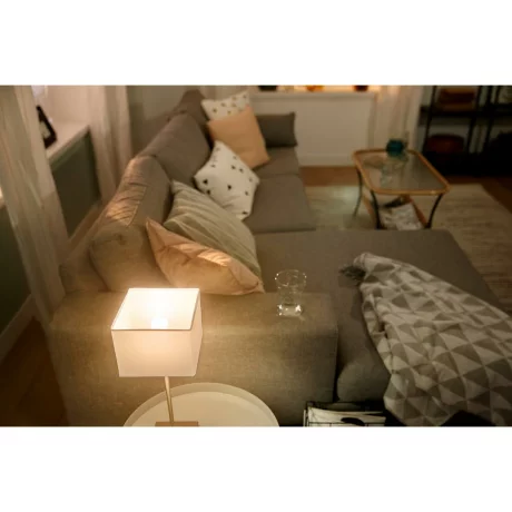 BEC smart LED Philips, soclu E14, putere 5.7W, forma clasic, lumina alb calda, alimentare 220 - 240 V, &quot;000008719514266889&quot; (timbru verde 0.45 lei)