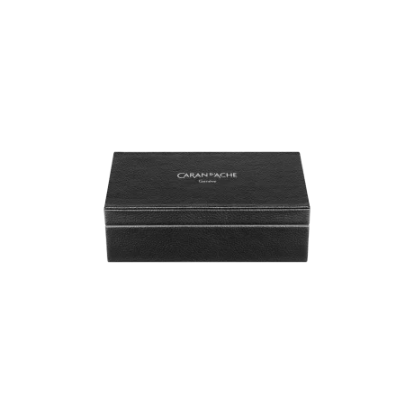 Stilou Caran d&#039;Ache China Black GT cu penita aur 18K