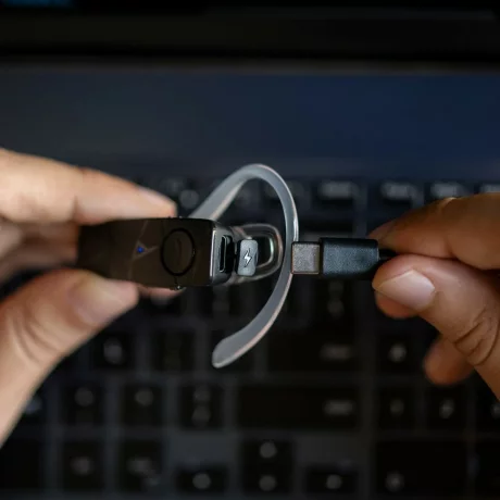 Cască Bluetooth Tellur Vox 60, încărcător auto, negru