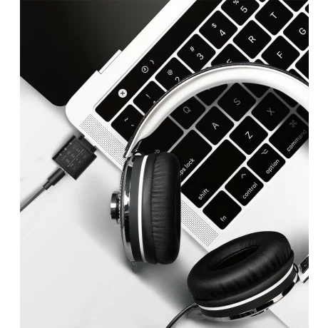 CONVERTOR audio LOGILINK, intrare: 1 x USB-C (T), iesire: 1 x 3.5&quot; jack (M),  24-bit, 96KHz, egalizator, built-in microfon, black, &quot;UA0363&quot;