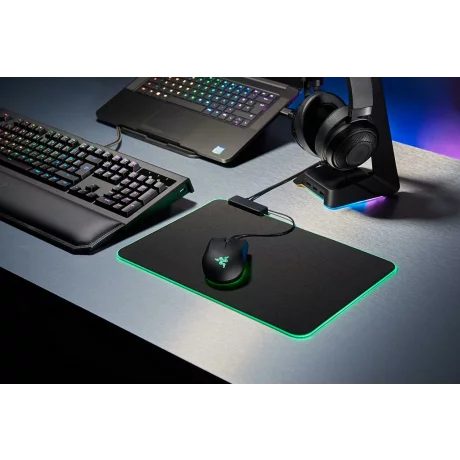 Mouse pad gaming RAZER Goliathus Chroma negru RZ02-02500100-R3M1